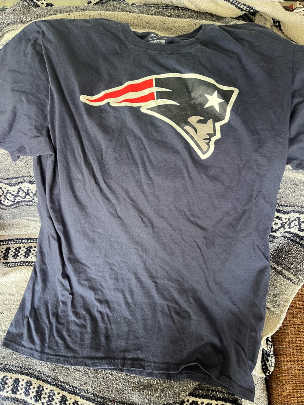 Fanatics Navy Short-Sleeve New England Patriots Gonzalez 0 Logo Tee Large